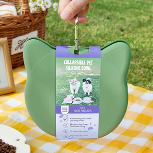 Bol pliable double pour chien en silicone durable avec logo personnalisé, pour nourriture et eau, idéal pour les voyages - Product Image 5