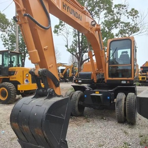 Excavatrice sur pneus Hyundai 150W-9 de 1 tonne, d'origine, avec moteur, boîte de vitesses, pompe à engrenages, d'occasion en Corée, à vendre - Product Image 2