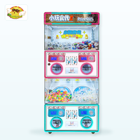 Machine à capsules pour quatre joueurs avec cabinet en métal et acrylique pour les exploitants d'arcades, les propriétaires de centres de divertissement familial (FEC) et les investisseurs dans les aires de jeux intérieures
