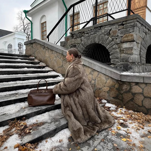 Cappotto Invernale Lungo da <span class=keywords><strong>Donna</strong></span> in Ecopelliccia, Giacca Imbottita Calda <span class=keywords><strong>Marrone</strong></span> Caffè, <span class=keywords><strong>Trench</strong></span> Lungo di Lusso Soffice e Oversize - Product Image 5