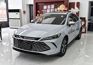 BYD Qin PLUS 2026 DM-I <span class=keywords><strong>128</strong></span>กม. รุ่นโปรเกรสซีฟซีดานขนาดกะทัดรัด4ประตู5-Seater ปลั๊กอินไฮบริดใหม่รถยนต์พลังงาน BYD Qin - Product Image 4