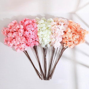Design di vendita caldo fiori di ciliegio artificiali e rami di fiori di pera fiori artificiali di seta da sposa - Product Image 2