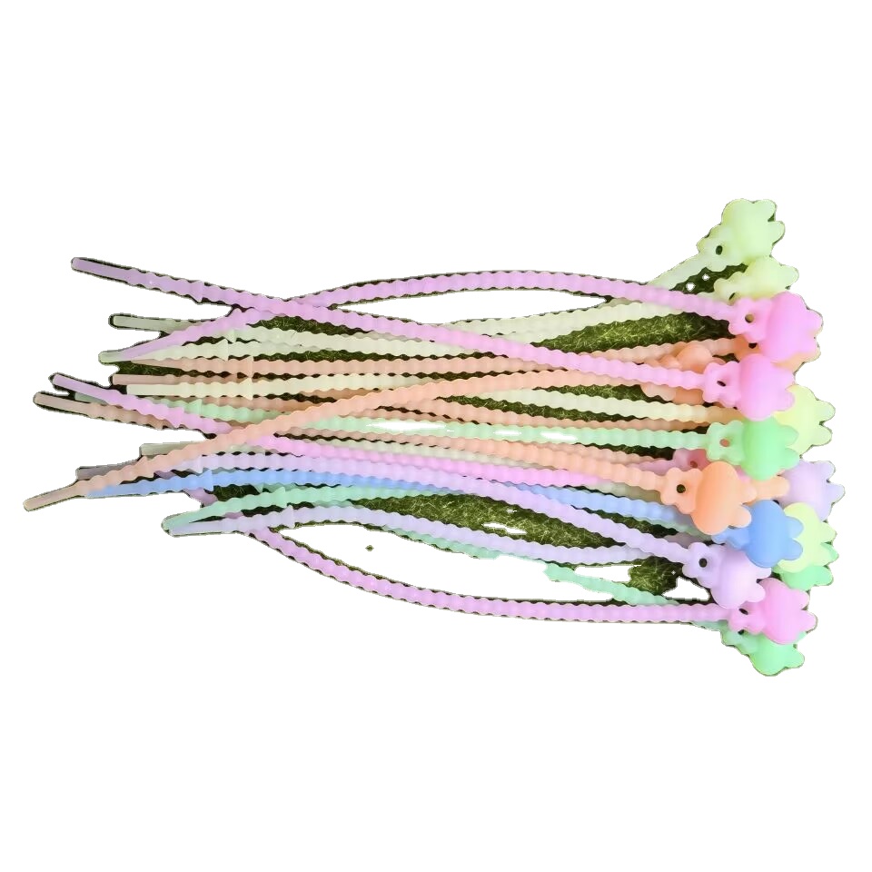 y⭐︎Rabbit Fitz & Floyd Classics Old World Rabbit Salt & Pepper Shakers (Set