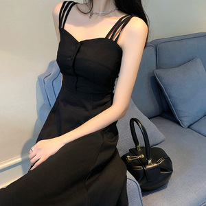 Black Spaghetti Strap Long Dress Sweetheart Neckline Waist Cinching Slim Fit Elegant French Style Evening Dress - Product Image 1