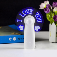 Portable Mini LED PS Ventilateur de Message Écologique avec Affichage de Texte Personnalisé Poignée en Plastique et Décoration Artisanale de Style Amour