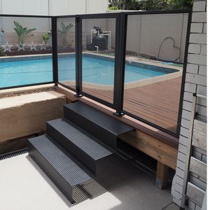 Clôture de sécurité pour piscine en aluminium de qualité marine, finition noire texturée, clôture de sécurité pour enfants, clôture de jardin écologique pour piscine extérieure - Product Image 4