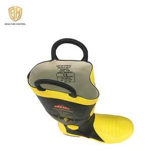 Chaussures <span class=keywords><strong>de</strong></span> <span class=keywords><strong>pompier</strong></span> résistantes au feu en caoutchouc, bottes <span class=keywords><strong>de</strong></span> <span class=keywords><strong>pompier</strong></span>, équipement <span class=keywords><strong>de</strong></span> sécurité, équipement <span class=keywords><strong>de</strong></span> <span class=keywords><strong>pompier</strong></span>, protection des pieds imperméable, vente chaude - Product Image 2