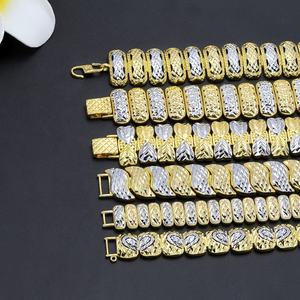 Brazalete de Moda para Mujer JXX de Dos Colores, Chapado en Oro de 24K, Brazalete con Dijes de Moda - Product Image 1