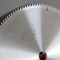 Lame de scie circulaire industrielle en acier allié de 305 mm (12 po) soudée au laser, disque TCT pour découpe de précision, personnalisable OEM