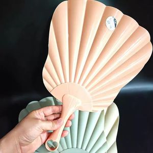 New plastic colorful banana leaf <b>fan</b>, hand-cranked, suitable for home use in summer, portable, durable, and <b>large</b>-sized for - Product Image 5