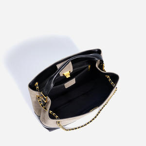 RZCK autunno retrò di lusso da donna in pelle sintetica borsa geometrica grande secchio trapuntato Tote Bag catene Casual elegante in pelle scamosciata - Product Image 4