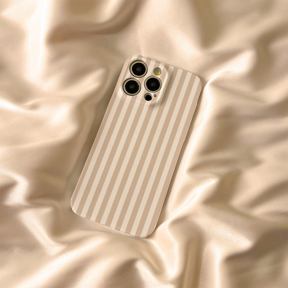 Finely Pierced Hole [Apricot-colored Lines]