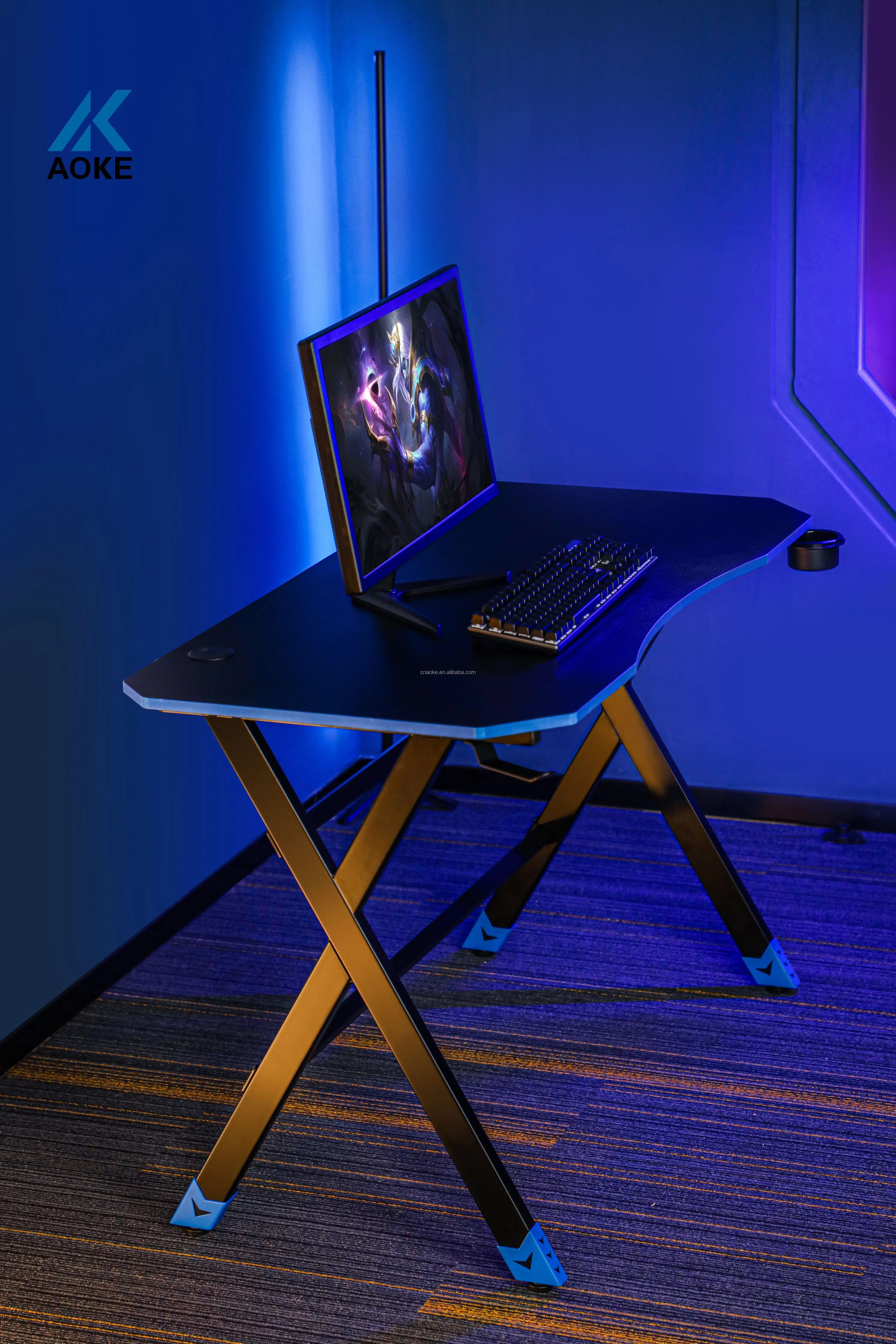 Échantillon gratuit Accessoires Pc mobilier moderne en forme de X ordinateur noir bureau de jeu