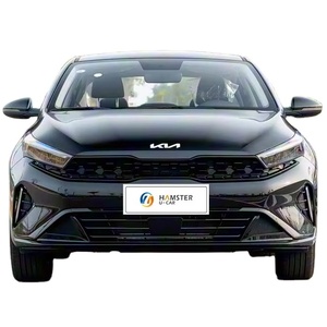 Kia K3 2025 1.5L CVT Edición Confort - Product Image 1