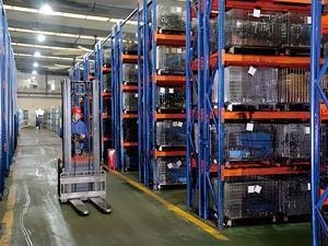 Auto-onderdelen Auto-motorsysteem Motor kleppendeksel Oliecarter Inlaatslang Ontstekingsspoelen Motorophangingen Nokkenas voor Audi - Product Image 2