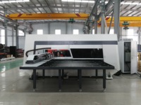 Machine de poinçonnage à tourelle CNC à moteur mécanique de type servo, haute productivité pour tôles en acier galvanisé et en acier au carbone de 4 mm