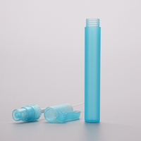 Flacon de recharge de parfum en plastique PP bleu vide mat 10 ml 15 ml 20 ml Vaporisateur de stylo en plastique Emballage de poche PP
