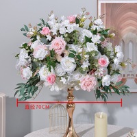 Boule de fleurs artificielles pour décoration de mariage, centre de table artificiel de haute qualité pour la décoration de la salle de réception.