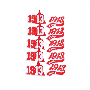 Set di numeri 1913 in ciniglia all'ingrosso, lettere greche rosse della confraternita Delta, patch ricamato termoadesivo per giacche, tessuto, resina, disponibile - Product Image 1