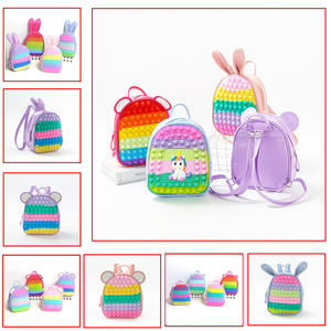 <span class=keywords><strong>Sac</strong></span> à dos scolaire Amiqi de grande taille, de qualité supérieure, en silicone arc-en-ciel, à bulles, à presser, à faire éclater, à enfiler - Product Image 3