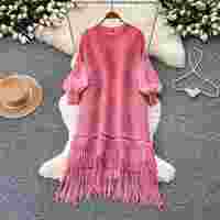 Robe plissée haut de gamme en polyester élastique unie avec pompons pour femme, collection automne 2026