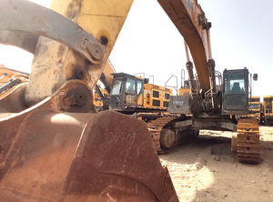 Excavadora de cadenas usada XCMG Oficial XE700D de 70 toneladas para minería, con cucharón, precio de venta - Product Image 2