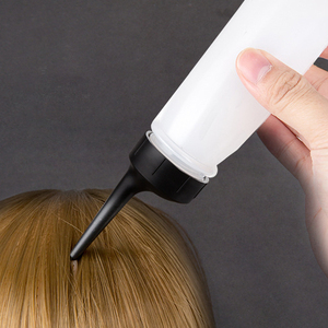 Flacon applicateur de couleur de cheveux 120ml/4oz pour salon de coiffure soins de coiffure salon de coiffure échelle de teinture de cheveux pour l'industrie médicale - Product Image 1