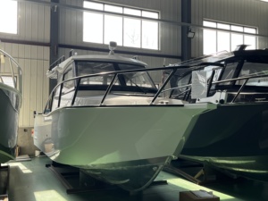 Yate de Lujo de 7.5m (25 pies) con Casco de Aluminio Soldado, Diseño en V Profunda, para Cruceros, Pesca Deportiva, Alta Velocidad, Entretenimiento y Ocio - Product Image 2