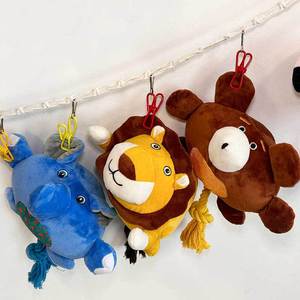Jouet pour chien en peluche couineur, animaux couchés (Lion, Éléphant, Ours et <span class=keywords><strong>Cochon</strong></span>) avec bruit froissé, vente en gros - Product Image 3