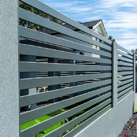 Panneaux de clôture en aluminium à lattes horizontales modernes pour l'intimité, clôture de sécurité en métal pour l'extérieur, pour projets résidentiels