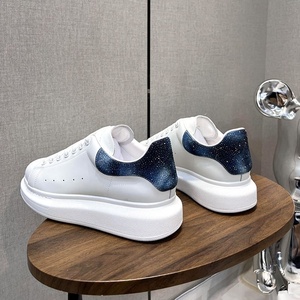 Chaussures plateforme tendance 2026 de qualité supérieure en cuir véritable, légères, respirantes, rehaussantes pour hommes - Product Image 1