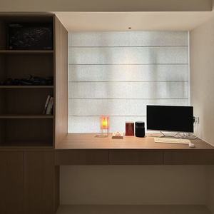 Bureau <span class=keywords><strong>de</strong></span> <span class=keywords><strong>direction</strong></span> sur mesure, contemporain, ergonomique, durable, écologique, avec gestion des câbles intégrée, pour un intérieur <span class=keywords><strong>de</strong></span> <span class=keywords><strong>luxe</strong></span> - Product Image 5