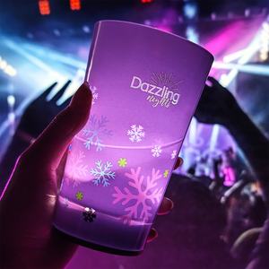 Gobelet LED <span class=keywords><strong>Red</strong></span> <span class=keywords><strong>Bull</strong></span> Halloween Gobelets à bière en plastique brillant Lumière activée par l'eau pour Bar Party Christmas - Product Image 6