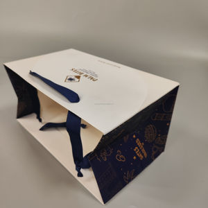 Bolsas de Regalo de Papel Kraft de Lujo Clásicas Personalizadas, Laminadas, con Materiales Reciclados y Cuerda de Algodón para Pequeños Negocios, Tiendas Minoristas y Artesanías - Product Image 6