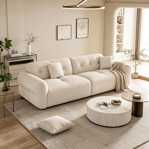 Canapé d'angle moderne et minimaliste en bouclette à trois places, avec dossier capitonné, accoudoirs rembourrés, pieds en bois, meuble polyvalent pour salon - Product Image 3