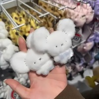 Mignon porte-clés en peluche personnalisé en forme de petite souris, design animal blanc Kawaii pour les cœurs des filles, nouveau style 14+