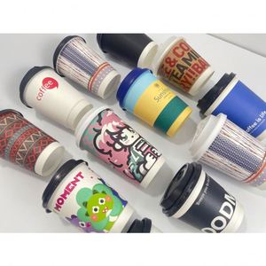 Couvercles jetables en papier pour gobelets à café 9/12/16 oz avec logo et design personnalisé - Product Image 1