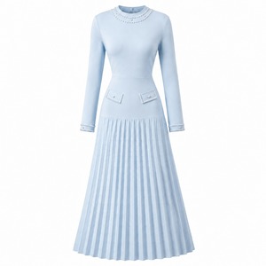 Robe longue élégante pour femme en satin anti-plis, col en V, manches longues, taille cintrée, avec lacets, en tricot crochet, silhouette droite, longueur cheville - Product Image 4