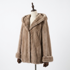 Giacca Invernale da Donna in <span class=keywords><strong>Visone</strong></span> Naturale Argento <span class=keywords><strong>Blu</strong></span> Zaffiro, Casual, Antivento, Tinta Unita, con Cappuccio Integrato e Polsini Reversibili in Poliestere - Product Image 3