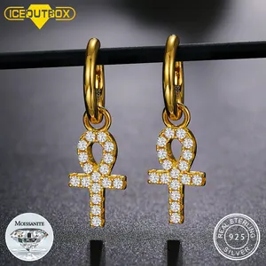 Anting-anting Juntai silang berlian Lab es anting-anting Ankh Moissanite bulat perak murni 925 pelat emas