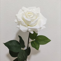 Nouvelle conception de fleur de rose artificielle en soie à toucher réel, fleur de soie décorative, fleurs artificielles