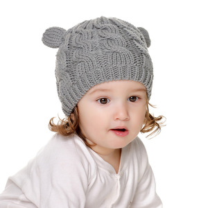 Ensemble de 2 bonnets pour bébé en tricot jacquard imprimé doux pour nourrissons, chauds pour l'automne et l'hiver, 100% acrylique - Product Image 1