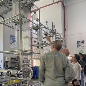 Cilindro de columnas de destilación de 50L y 100L (Torres de destilación) para recirculación de vaporización de líquidos ácido-base - Product Image 1