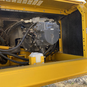 Excavatrices sur chenilles d'occasion KOMATSU PC450-8 PC400-7 PC360-7 45 40 36 24 22 TONNES en excellent état, à bon prix - Product Image 4