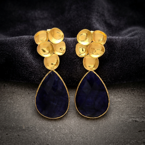 Pendientes Étnicos Hechos a Mano de Latón con Baño de Oro de 14k y Engaste de Garra, de la India (Rajasthan) - Product Image 4