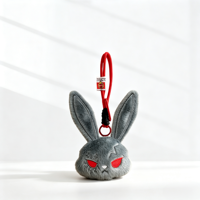 En gros, Porte-clés en peluche tête de lapin sombre de dessin animé, pendentif pour sac cadeau d'Halloween, breloque chaîne boule lapin doux et duveteux