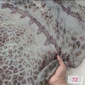 Disegni #43-#72 stampa digitale tessuto Chiffon di pura seta morbida 6 <span class=keywords><strong>m</strong></span>/<span class=keywords><strong>m</strong></span> 140cm bellissimo traspirante alla moda per sciarpe camicia da donna - Product Image 6