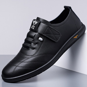Mocasines Casuales de Cuero para Hombre Xtz, Suela Suave, Tacón Plano con Velcro, Zapatos de Ocio - Product Image 4