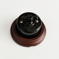 Interrupteur mural et prise de courant rétro en céramique personnalisés en surface OEM Interrupteur aux normes européennes Prise de courant allemande Prise de style français