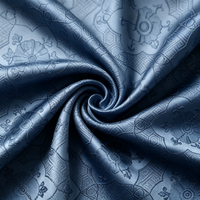 Tissu brocart 100% polyester, tissé, teint, jacquard, résistant à l'abrasion, poids moyen 100 GSM, largeur 98 pouces, pour rideaux et textiles de maison